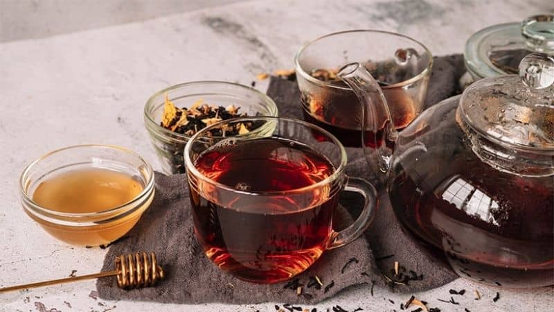 A healthier option between black tea vs green tea