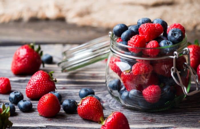 berries Reduce Stress Hormones